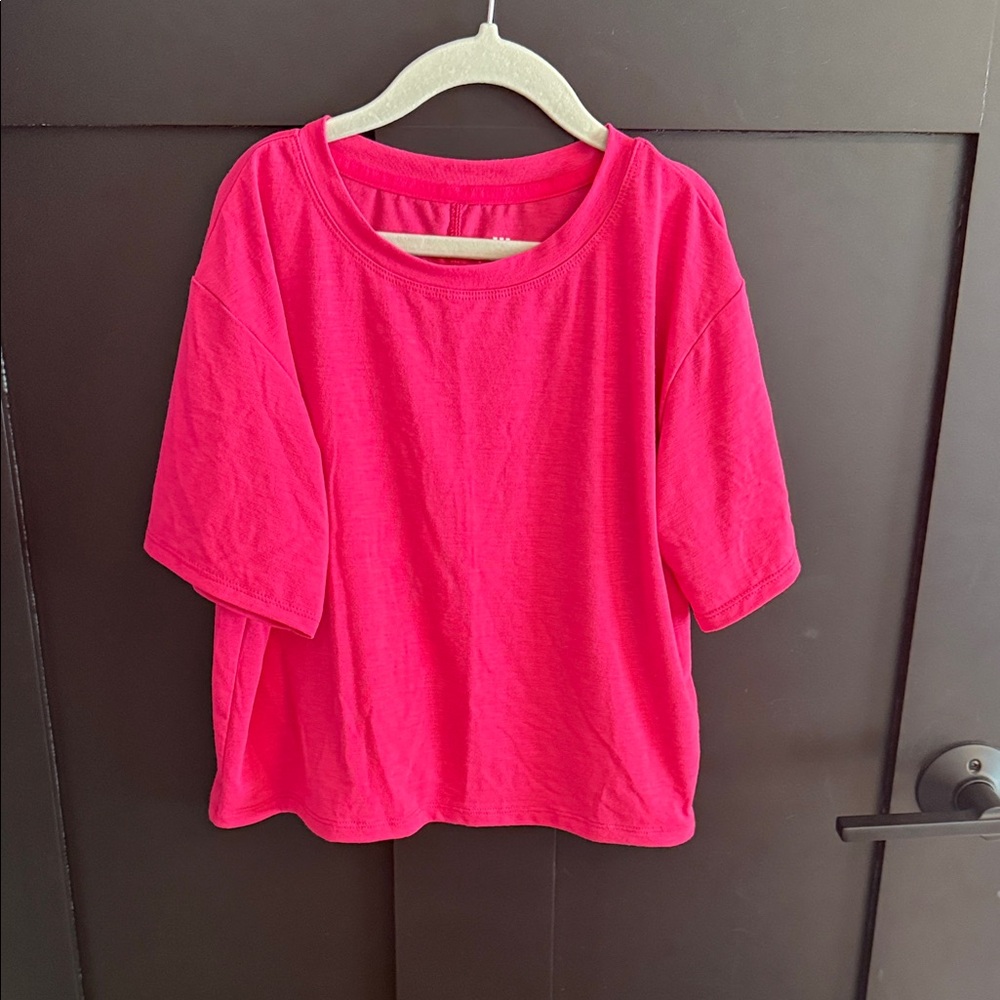 All in Motion Fuchsia Activewear Top